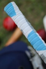 LIVOX Cricket Bat Grips & Cone - Image 6